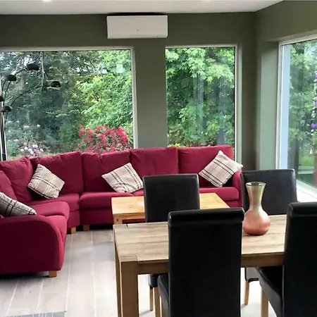 Mary At Tonylion House Kilnaleck Nyaraló