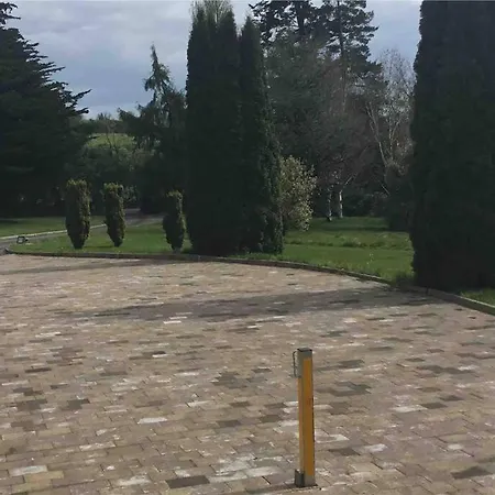 Mary At Tonylion House Kilnaleck